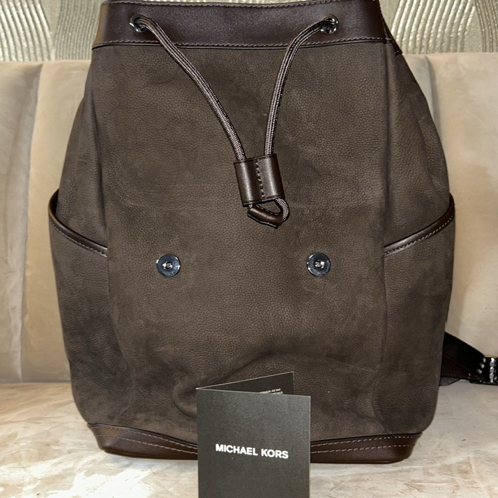 Michael Kors Chocolate Brown Hudson Pebbled Leather Men's Backpack NWT - Picture 3 of 16